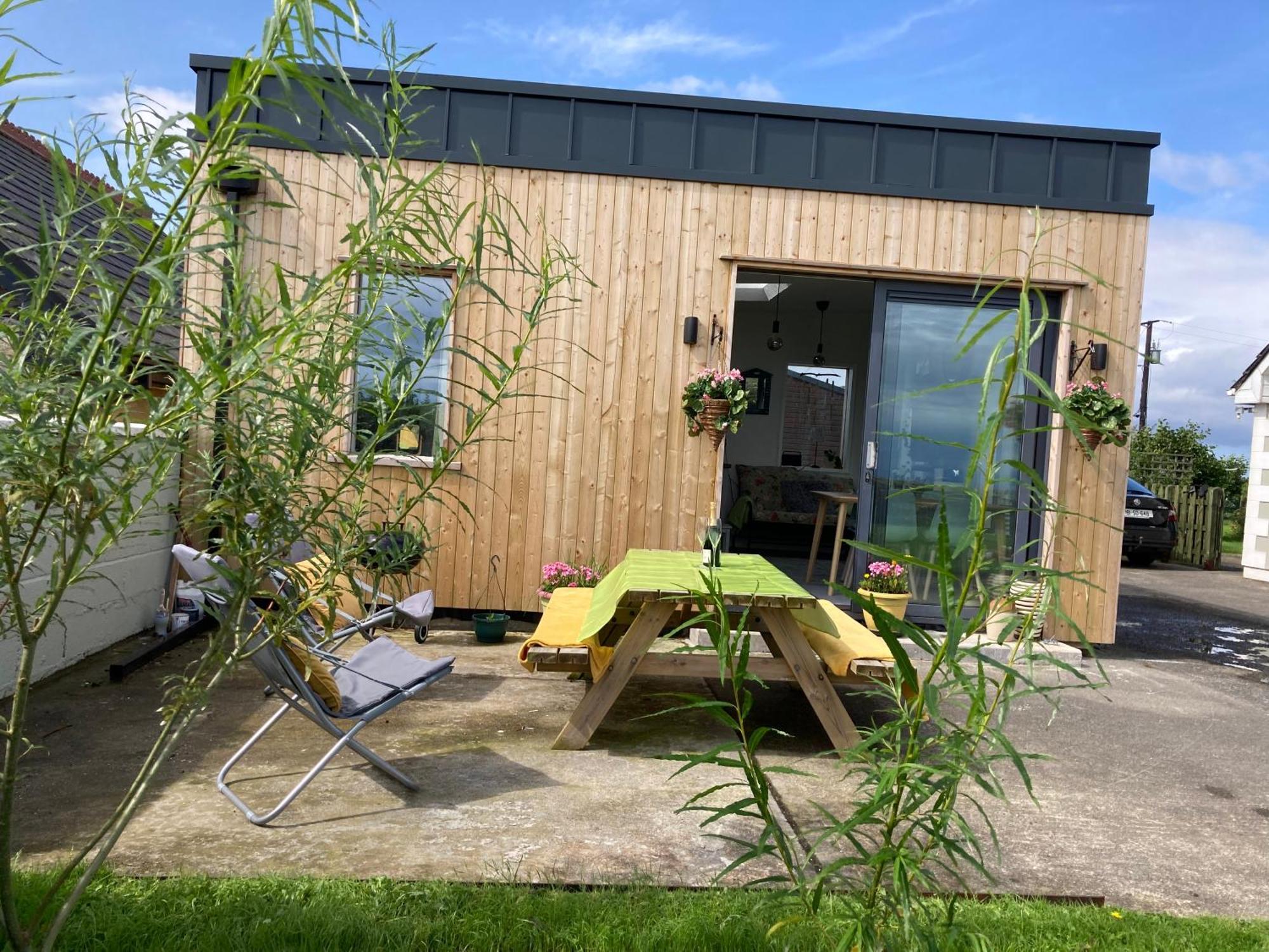 Ferienwohnung Wild Atlantic Cabin Sligo Exterior foto