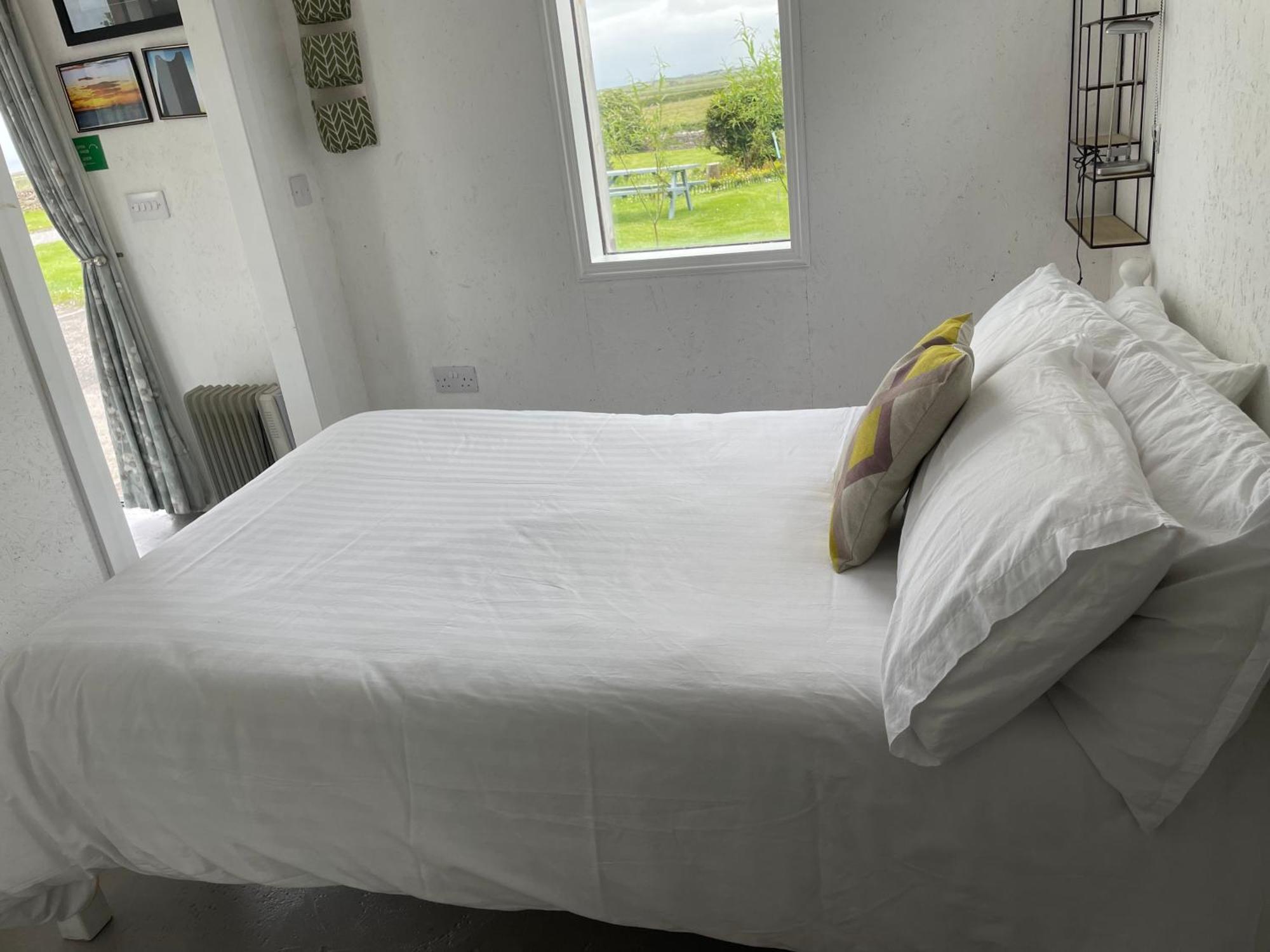 Ferienwohnung Wild Atlantic Cabin Sligo Exterior foto